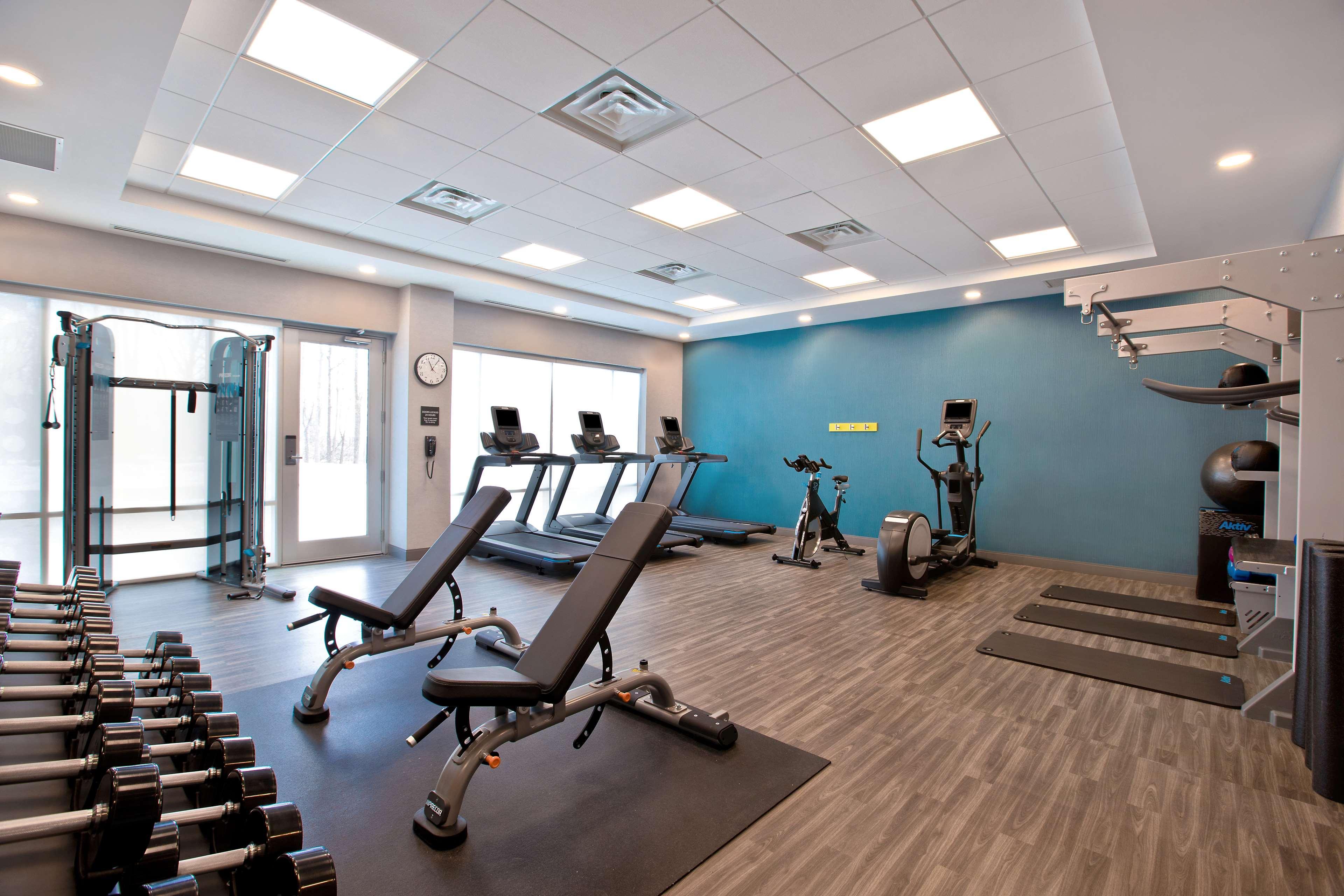 Hampton Inn & Suites Ottawa West, Ontario, Canada エクステリア 写真