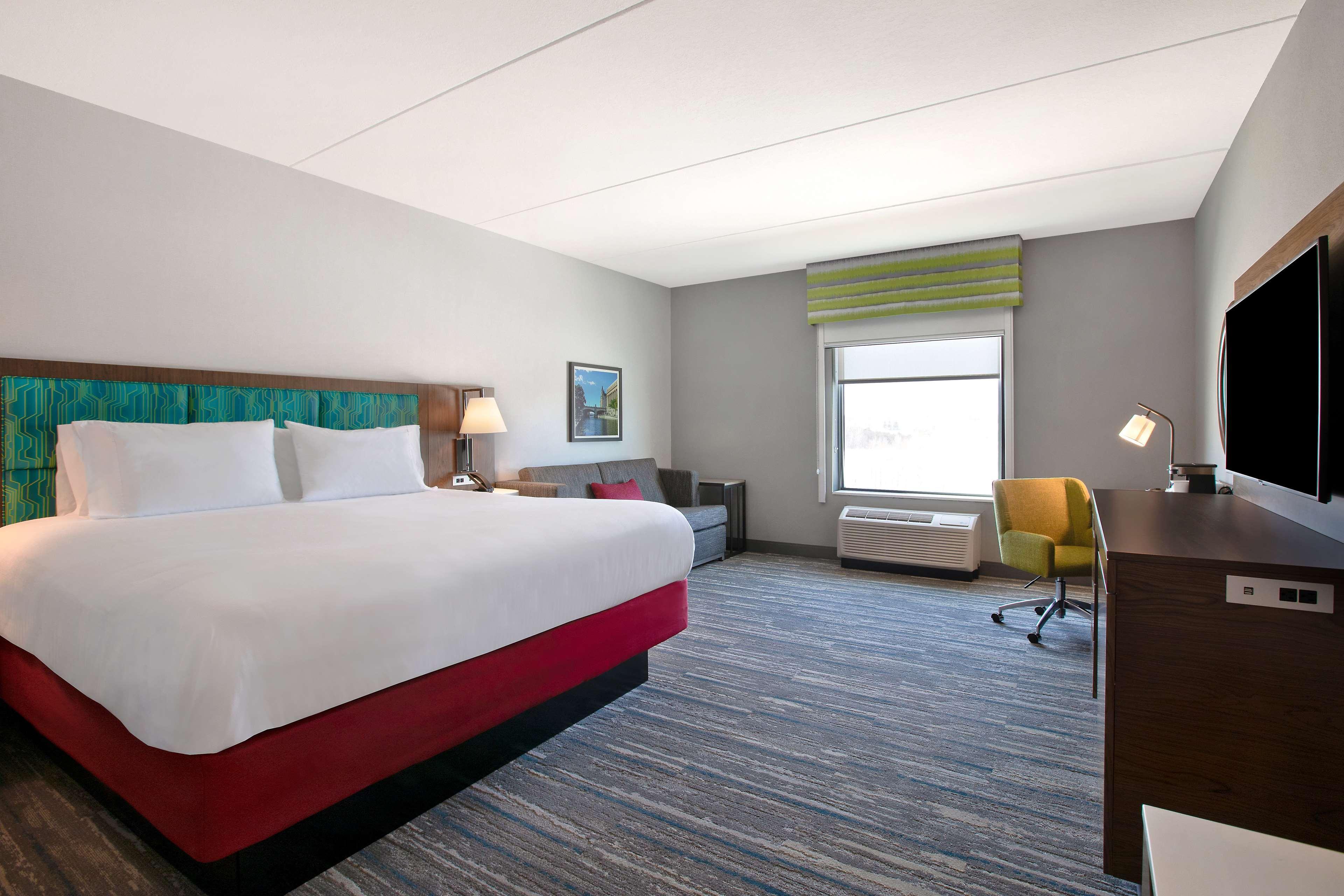 Hampton Inn & Suites Ottawa West, Ontario, Canada エクステリア 写真